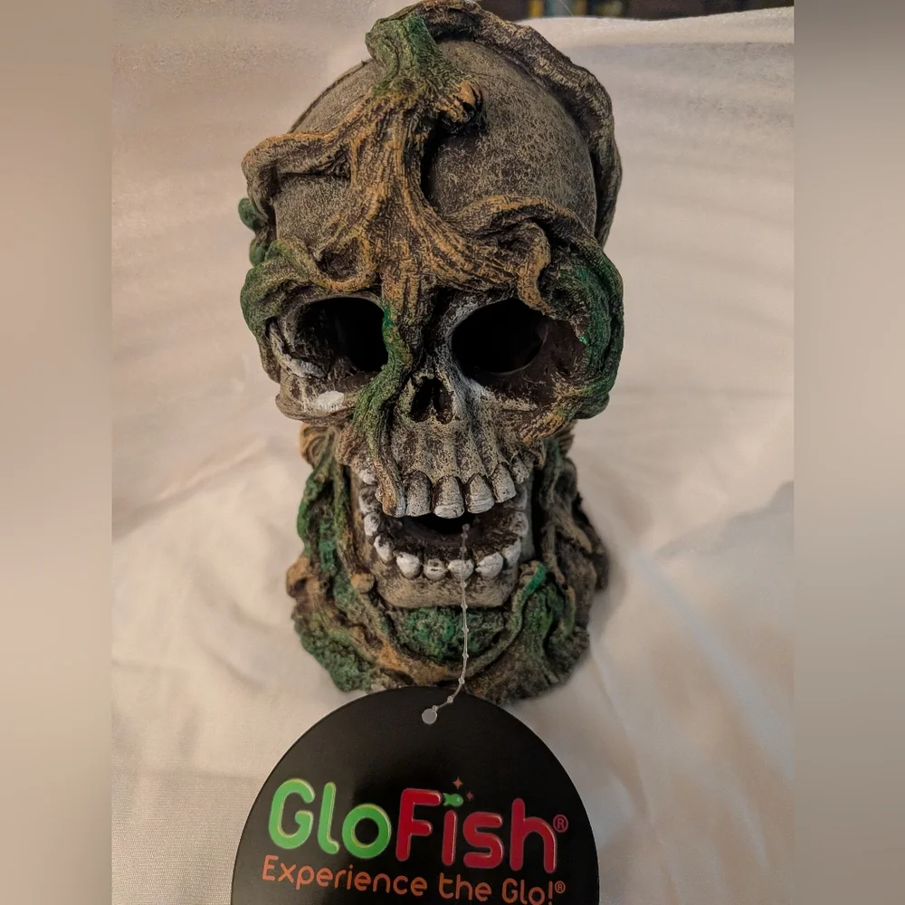 GloFish Cycle Skull Aquarium Ornament